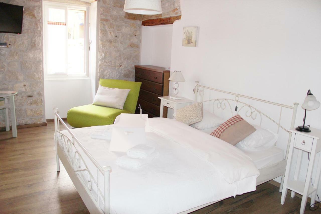 Romantic Studios Rovinj Exterior photo